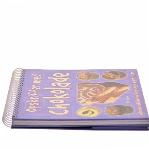 Opskrifter med chokolade : 41 lækre chokoladeopskrifter lige til at lave og spise! af Lisette Agerbo Holm (Bog)