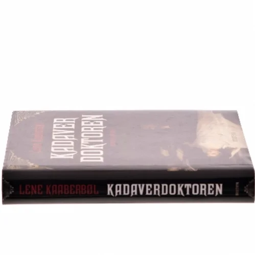 Kadaverdoktoren af Lene Kaaberbøl (Bog)
