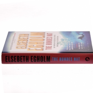 Tre Hundes Nat af Elsebeth Egholm (Bog)