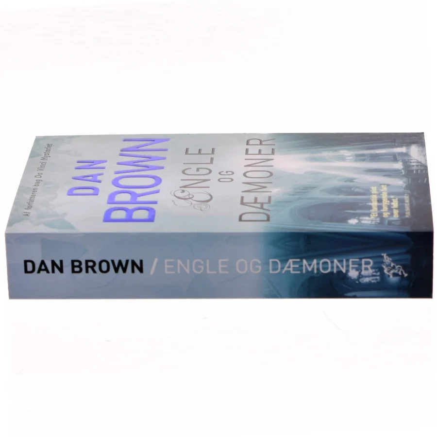 Engle & dæmoner af Dan Brown (Bog)