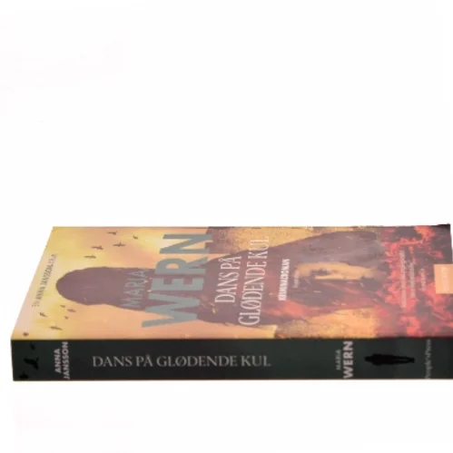 Dans på glødende kul : kriminalroman af Anna Jansson (Bog)