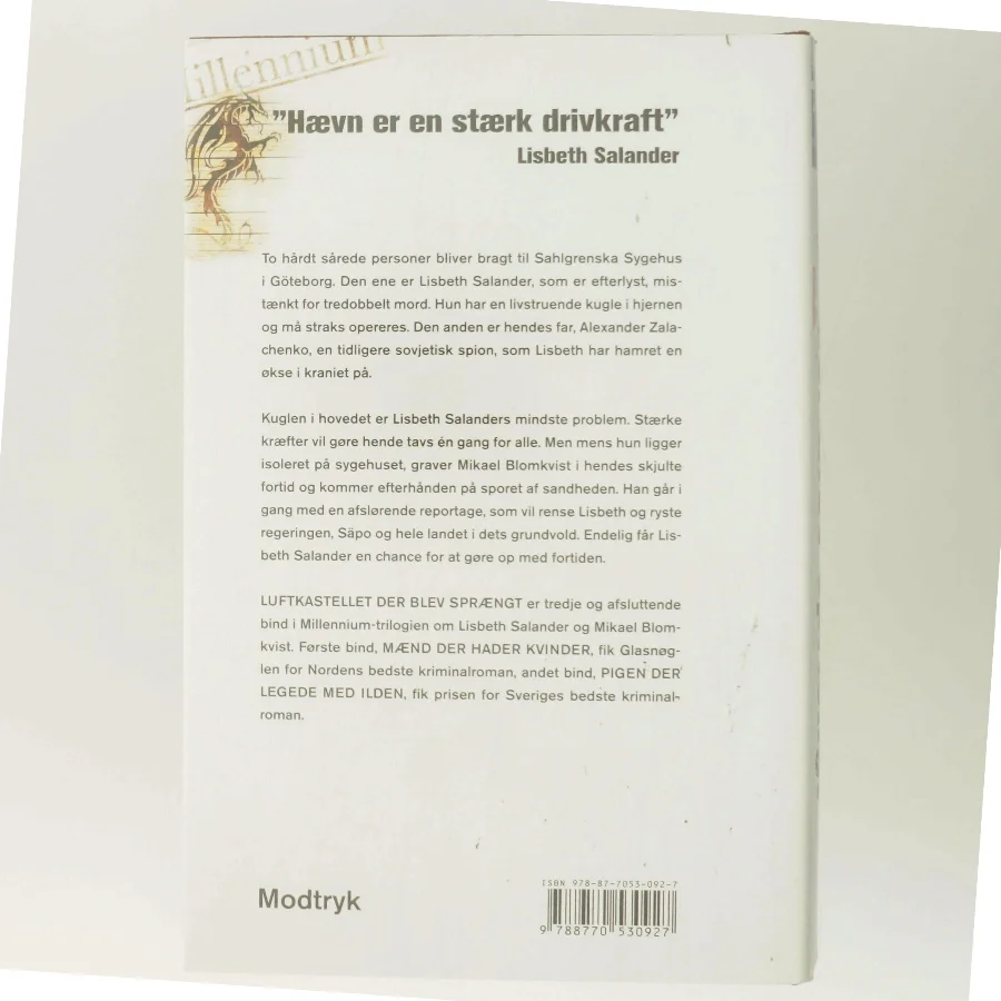 Luftkastelletderblevsprngt Stir up a Hornets' Nest of Girl. Shi Dige Larsen. the Danish Original. Hardcover](chinese Edition) af Stieg Larsson (Bog)