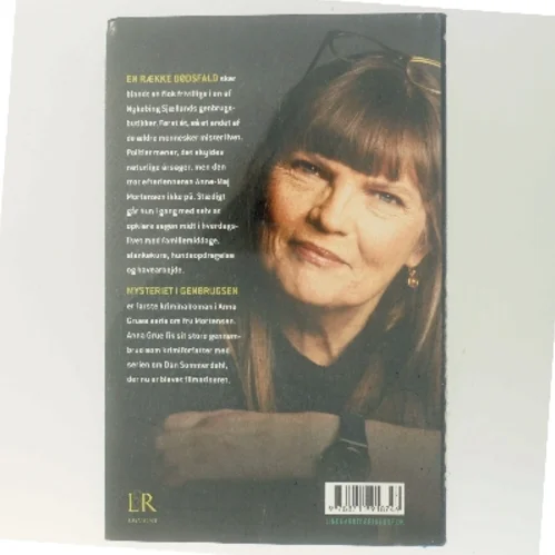 Mysteriet i Genbrugsen : kriminalroman af Anna Grue (Bog)