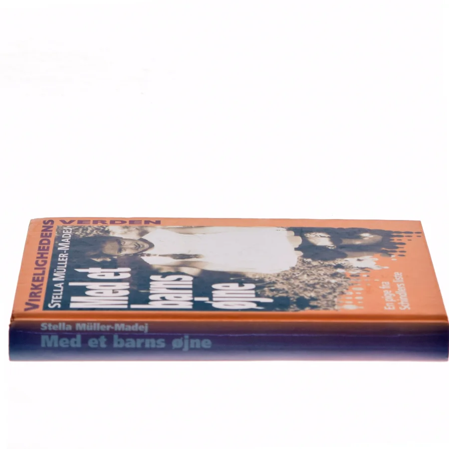Med et barns øjne af Stella Müller-Madej (Bog)