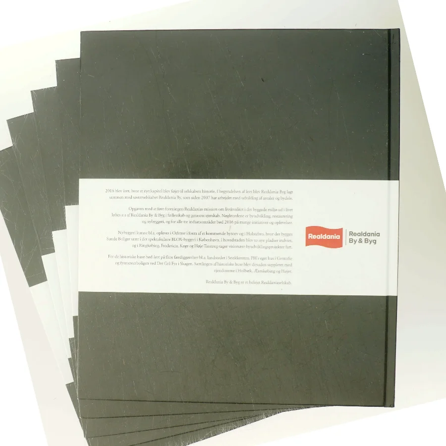 Årets gang i ord og billeder 2020 (Bog)