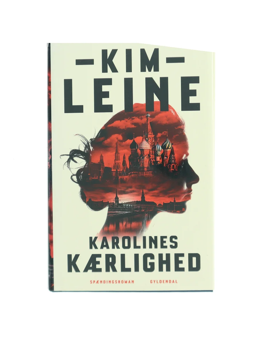 Forsiden af Karolines kærlighed af Kim Leine