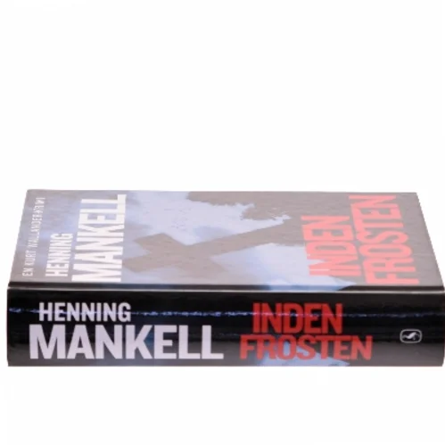 Inden frosten : kriminalroman af Henning Mankell (Bog)