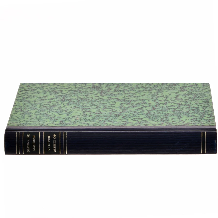 Vi giver aldrig op af Daphne Du Maurier (Bog)