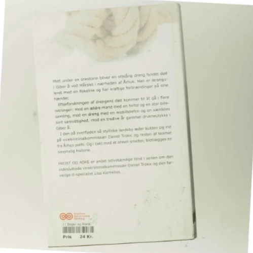 Frost og Aske af Inger Wolf