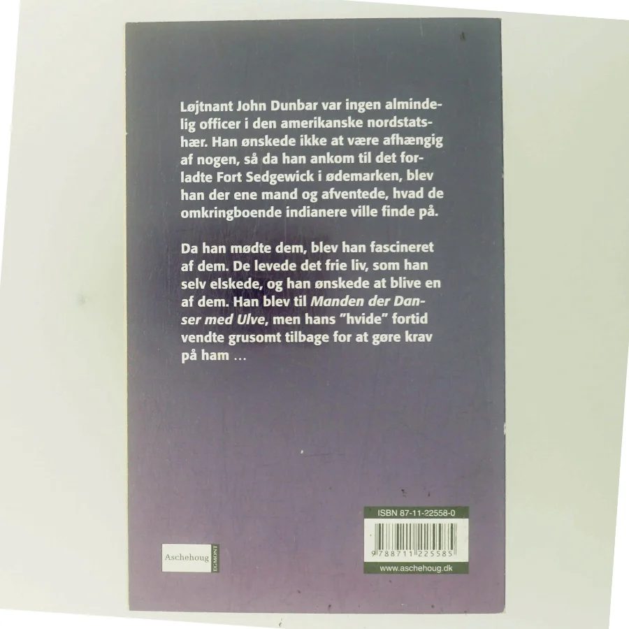 Danser med Ulve af Michael Blake (f. 1943) (Bog)