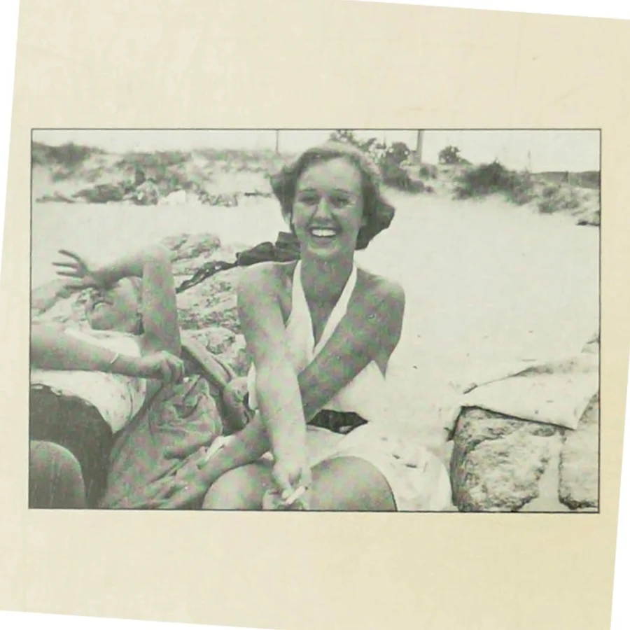 Kun en pige af Lise Nørgaard (Bog)