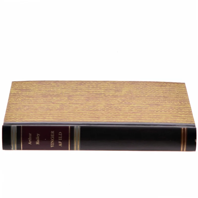 Vinger af ild af Arthur Hailey (Bog)