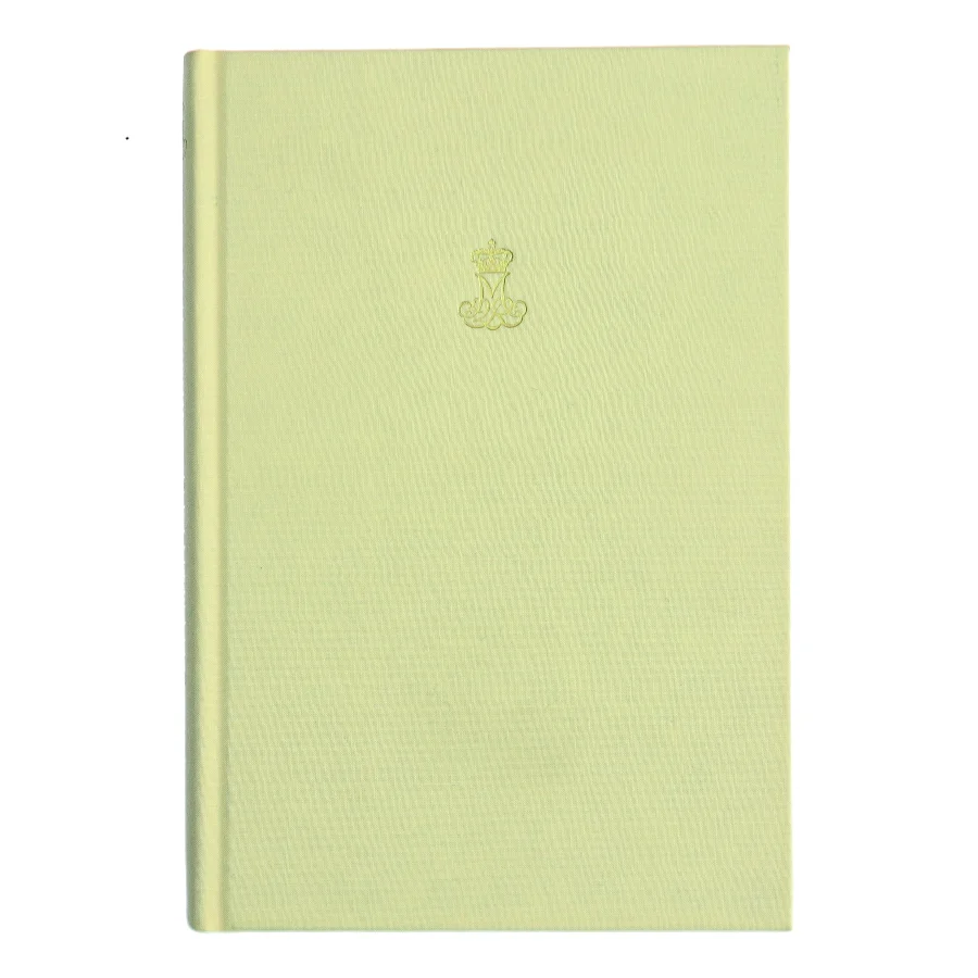 En familie og dens dronning af <Bog uden synlige forfattere> (Bog)