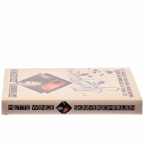 Skriverjomfruen af Mette Winge (Bog)