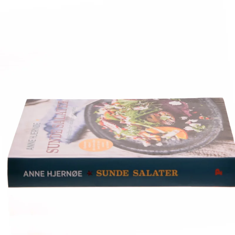 Sunde salater : 201 opskrifter der smager og mætter af Anne Hjernøe (Bog)