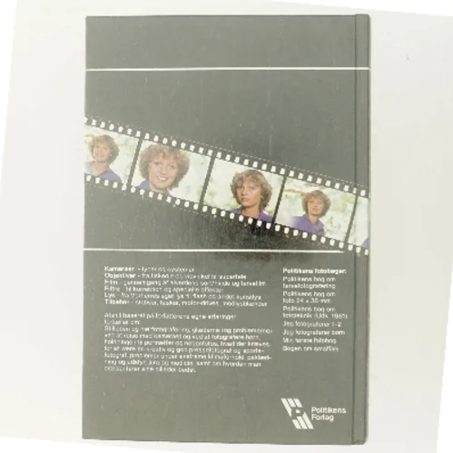 Politikens bog om foto 24x36mm af <Bogens forfattere> (Bog)