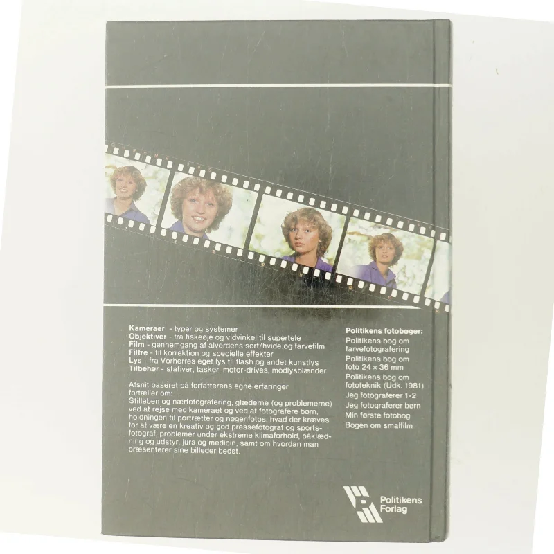 Politikens bog om foto 24x36mm af <Bogens forfattere> (Bog)