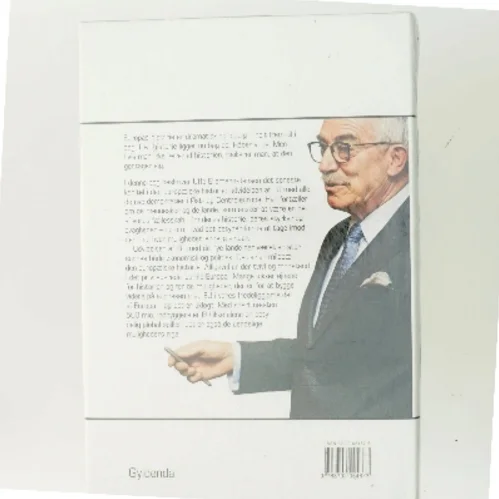 Det lysner i øst : vejen til et helt Europa af Uffe Ellemann-Jensen (Bog)