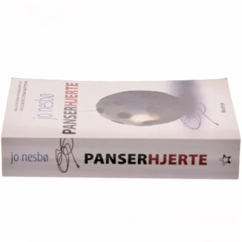 Panserhjerte af Jo Nesbø (Bog)