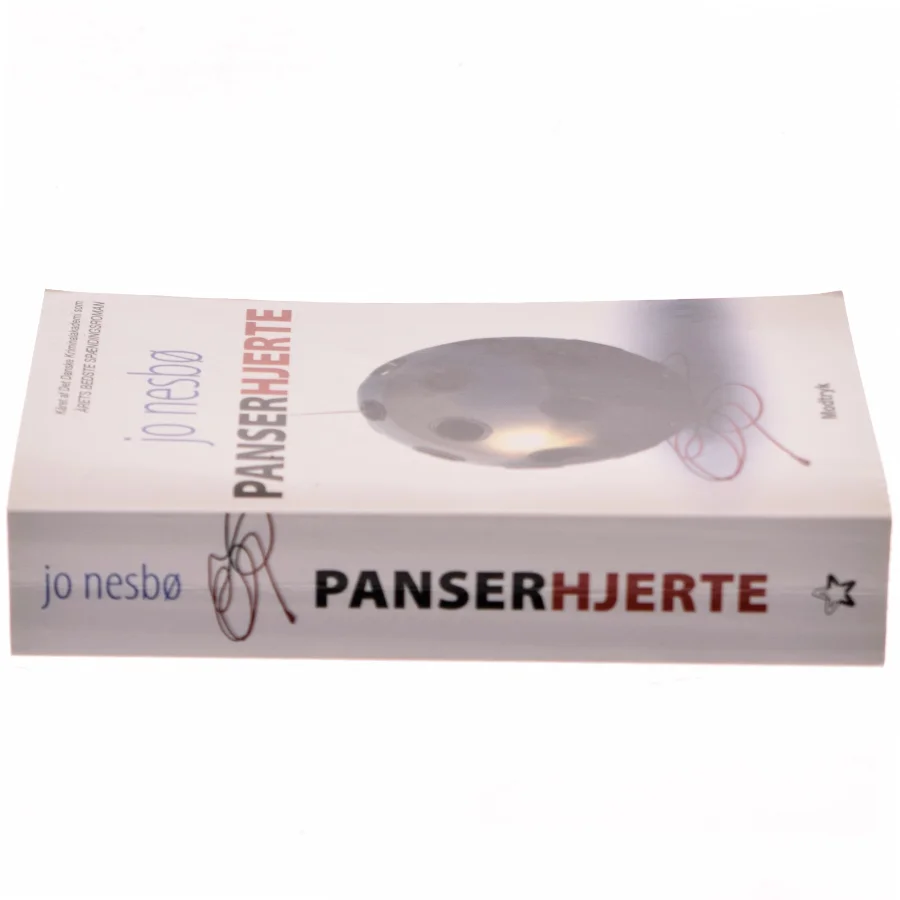 Panserhjerte af Jo Nesbø (Bog)