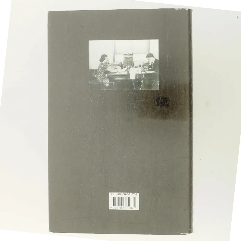 De sendte en dame af Lise Nørgaard (f. 1917) (Bog)