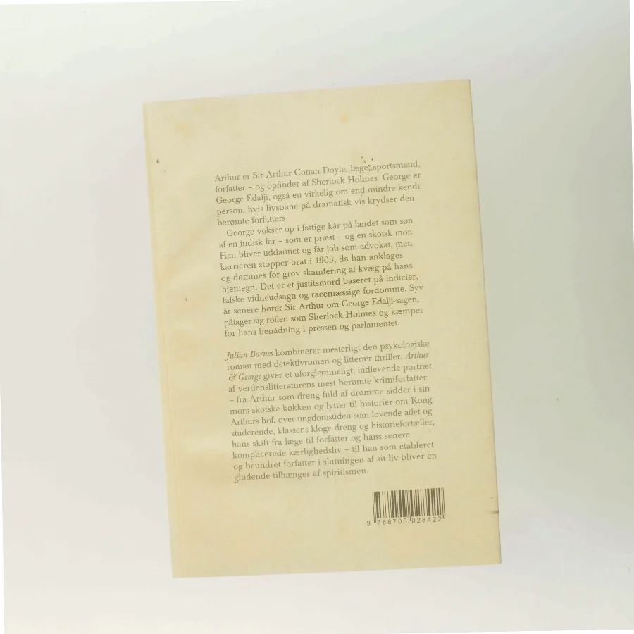 Arthur & George : roman af Julian Barnes (Bog)