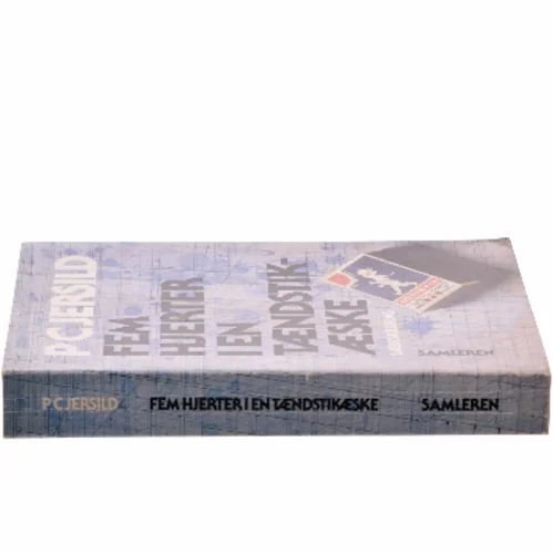 Fem hjerter i en tændstikæske af P.C. Jersild (Bog)