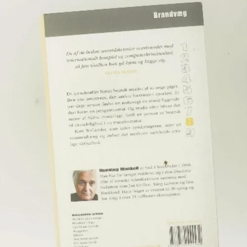 Brandvæg af Henning Mankell (Bog)