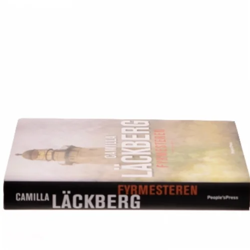 Fyrmesteren : kriminalroman (Klassesæt) af Camilla Läckberg (Bog)