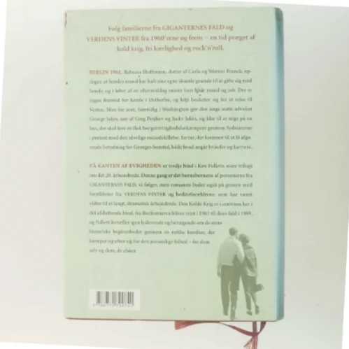 Britain and America - Tradition and Change af Ken Follett (Bog)