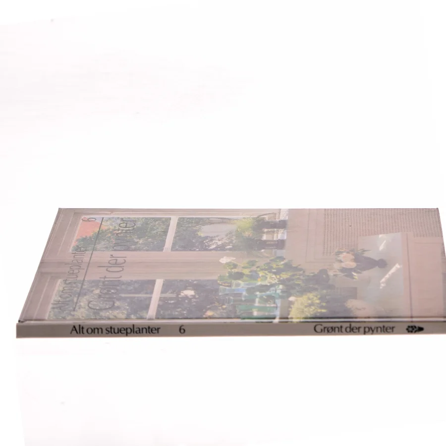 Grønt der pynter af <Bogens forfattere> (Bog)