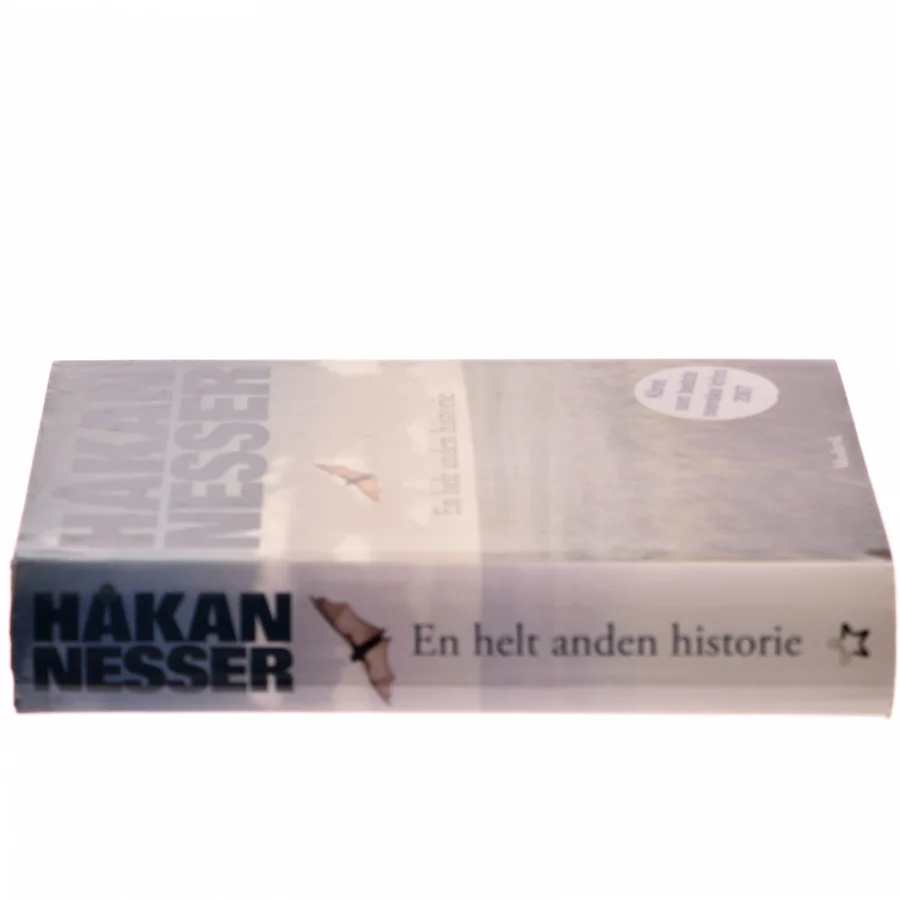 En helt anden historie af Håkan Nesser (Bog)