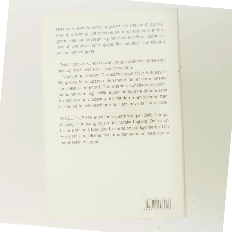 Panserhjerte af Jo Nesbø (Bog)