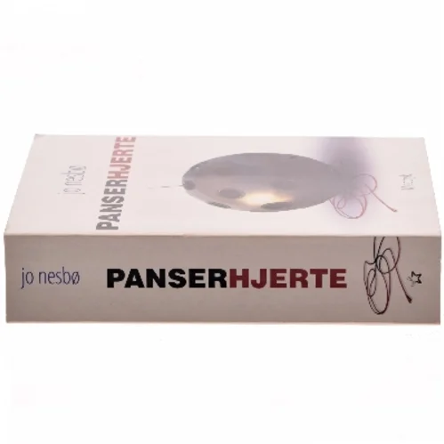 Panserhjerte af Jo Nesbø (Bog)