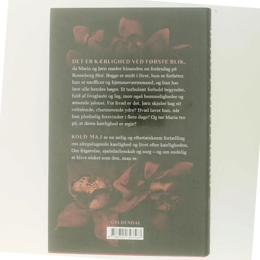 Kold maj : roman af Maria Helleberg (Bog)