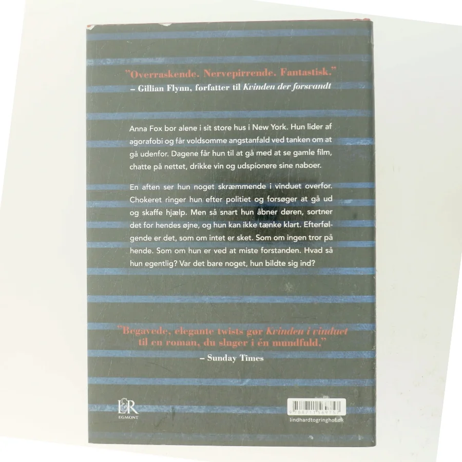 Kvinden i vinduet af A. J. Finn (Bog)