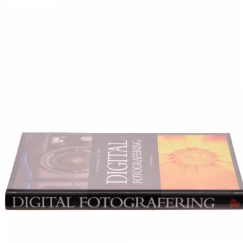 Politikens bog om digital fotografering af Thomas Nykrog (Bog)