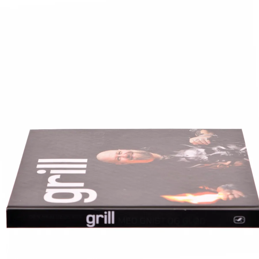 Den Skaldede Kok – Grill med gnist og glød fra Gyldendal af Thomas Rode Andersen (Bog)