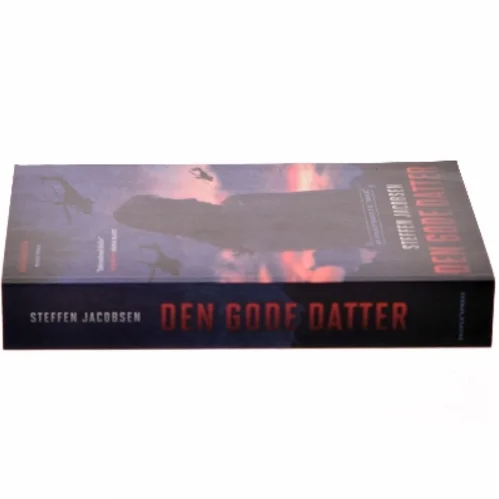 Den gode datter : spændingsroman af Steffen Jacobsen (f. 1956) (Bog)