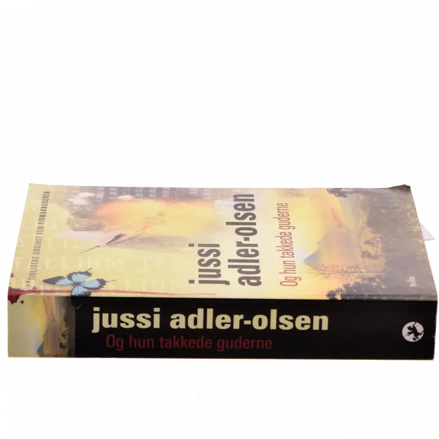 Og hun takkede guderne af Jussi Adler-Olsen (Bog)