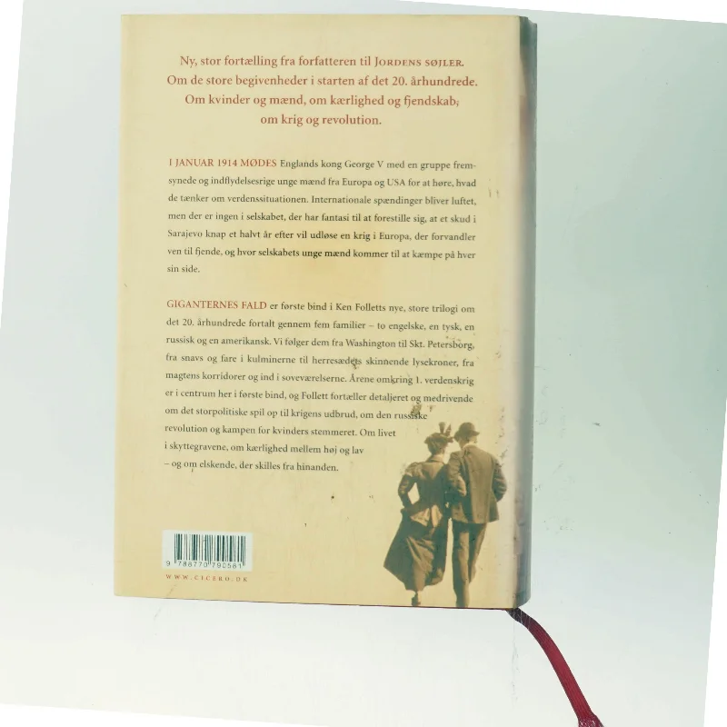 Britain and America - Tradition and Change af Ken Follett (Bog)