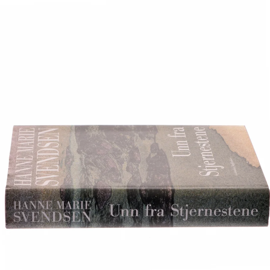 Unn fra Stjernestene : en roman fra det gamle Grønland af Hanne Marie Svendsen (f. 1933) (Bog)