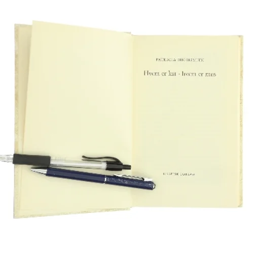 Hvem er kat - hvem er mus af Patricia Highsmith (Bog)