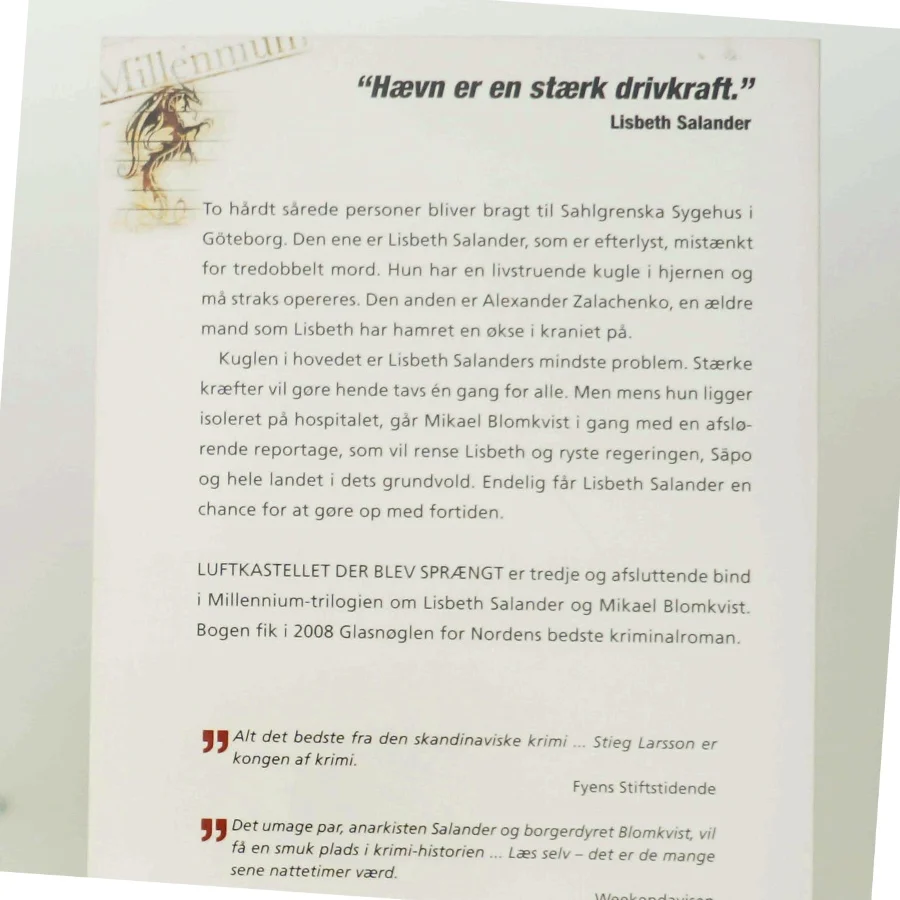 Luftkastellet Der Blev Spraengt (af Stieg Larsson) [Imported] [Paperback] (Danish) (Millennium, 3. Bind) af Stieg Larsson (Bog)