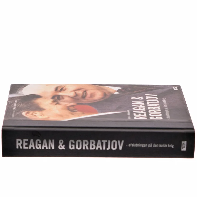 Reagan og Gorbatjov : afslutningen på den kolde krig af Jack F. Matlock (Bog)