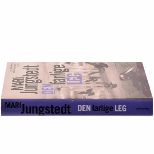 Den farlige leg : kriminalroman af Mari Jungstedt (Bog)