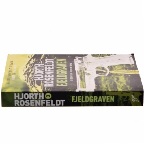 Fjeldgraven : kriminalroman af Michael Hjorth (f. 1963-05-13) (Bog)