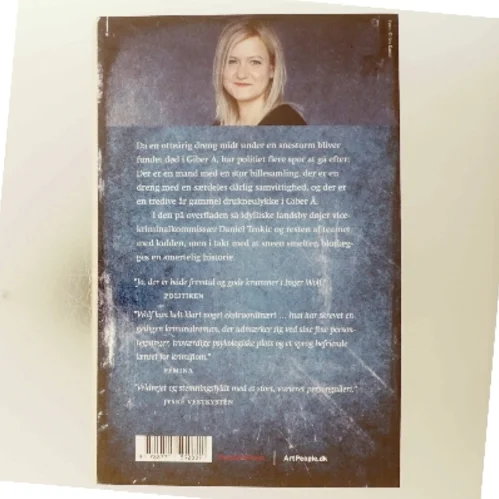 Frost og aske af Inger Wolf (Bog)