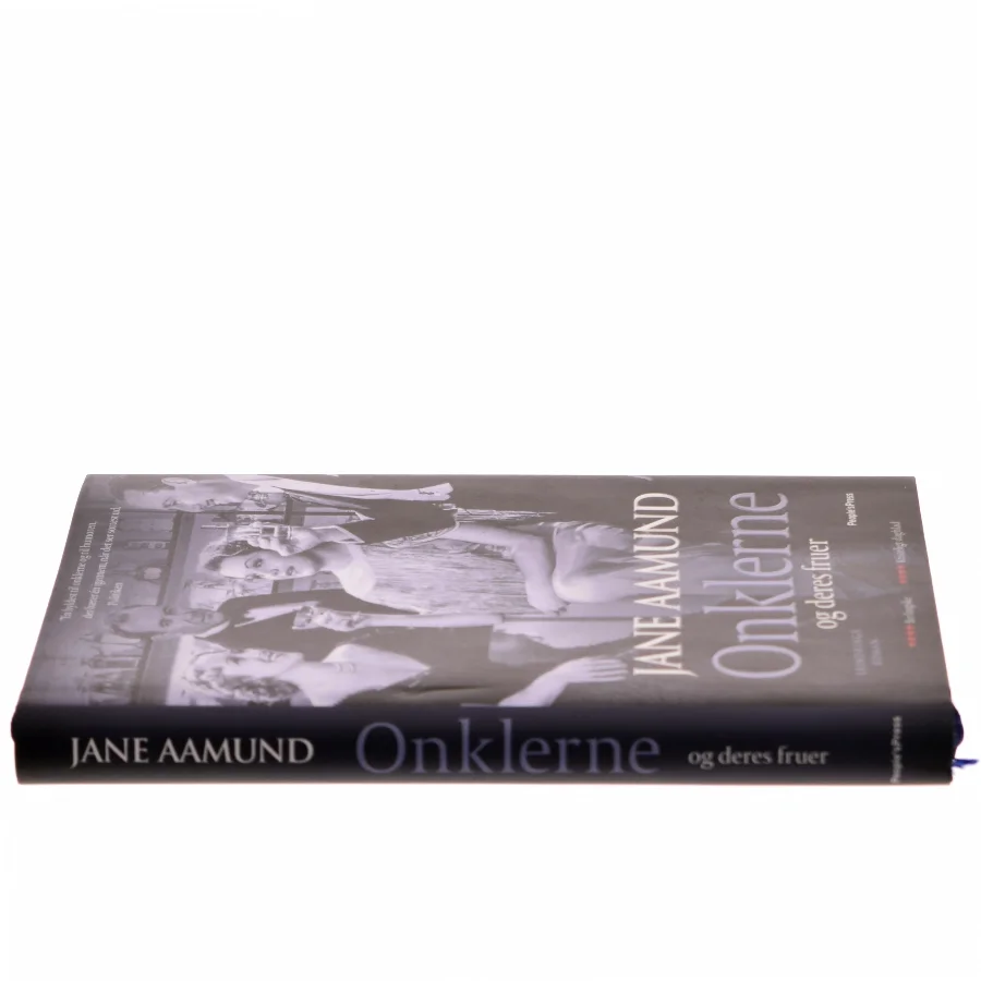 Onklerne og deres fruer af Jane Aamund (Bog)