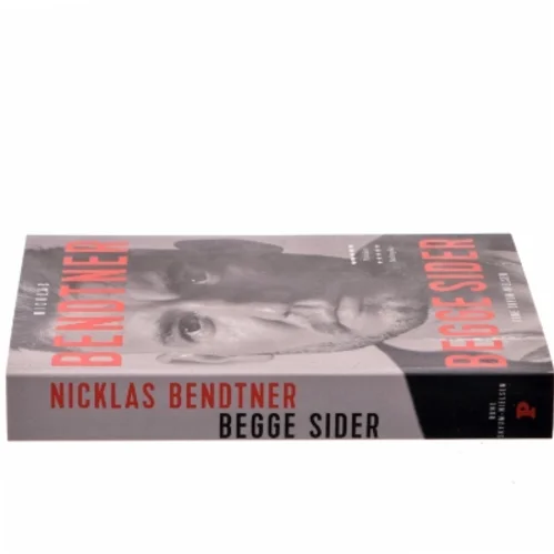 Nicklas Bendtner - begge sider af Rune Skyum-Nielsen (Bog)